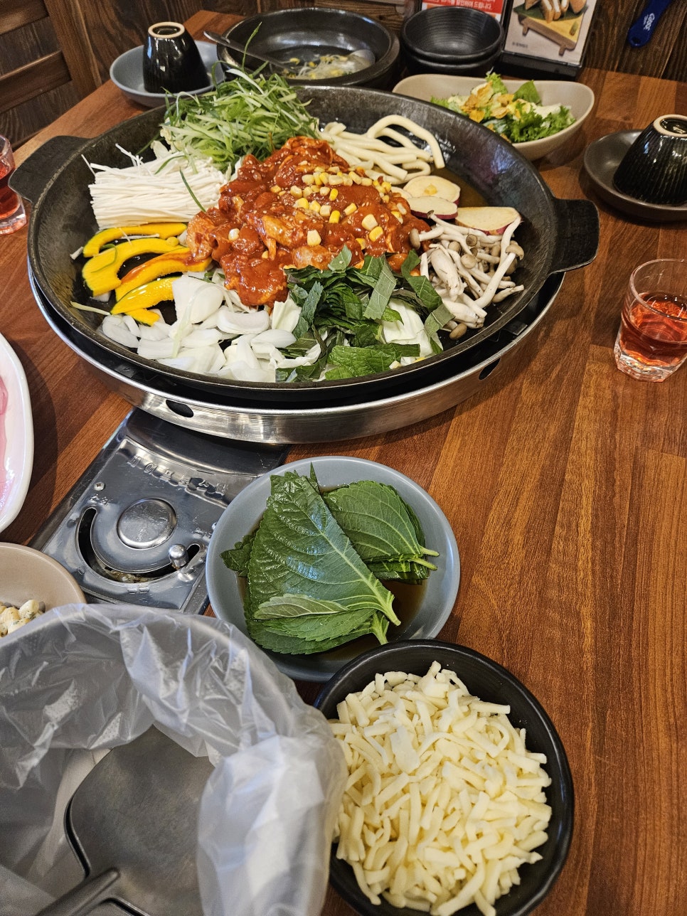 마녀의닭갈비(용봉점) 이미지