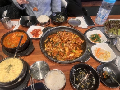 반할제육 이미지