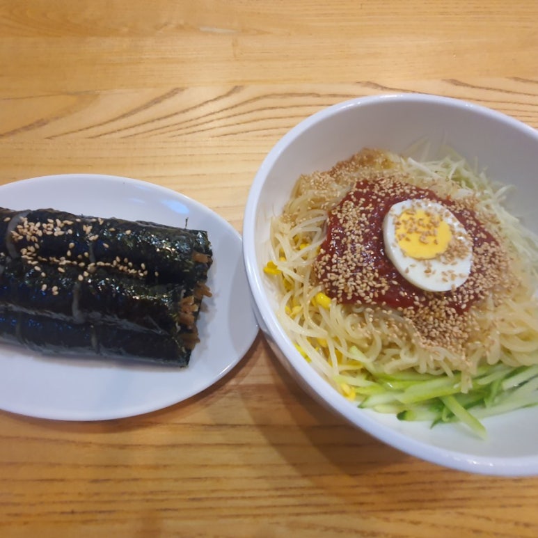 땡초꼬꼬마김밥 이미지