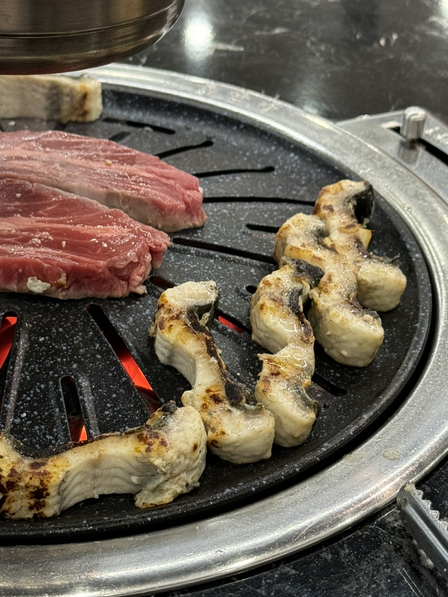 천지민물장어 이미지