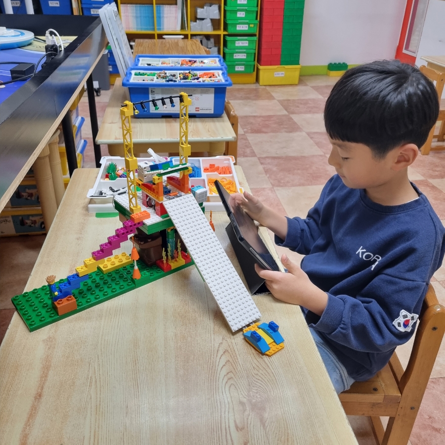 로봇트리로봇프로그래밍학원 이미지