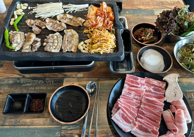 낭만삼겹살군포역점 이미지
