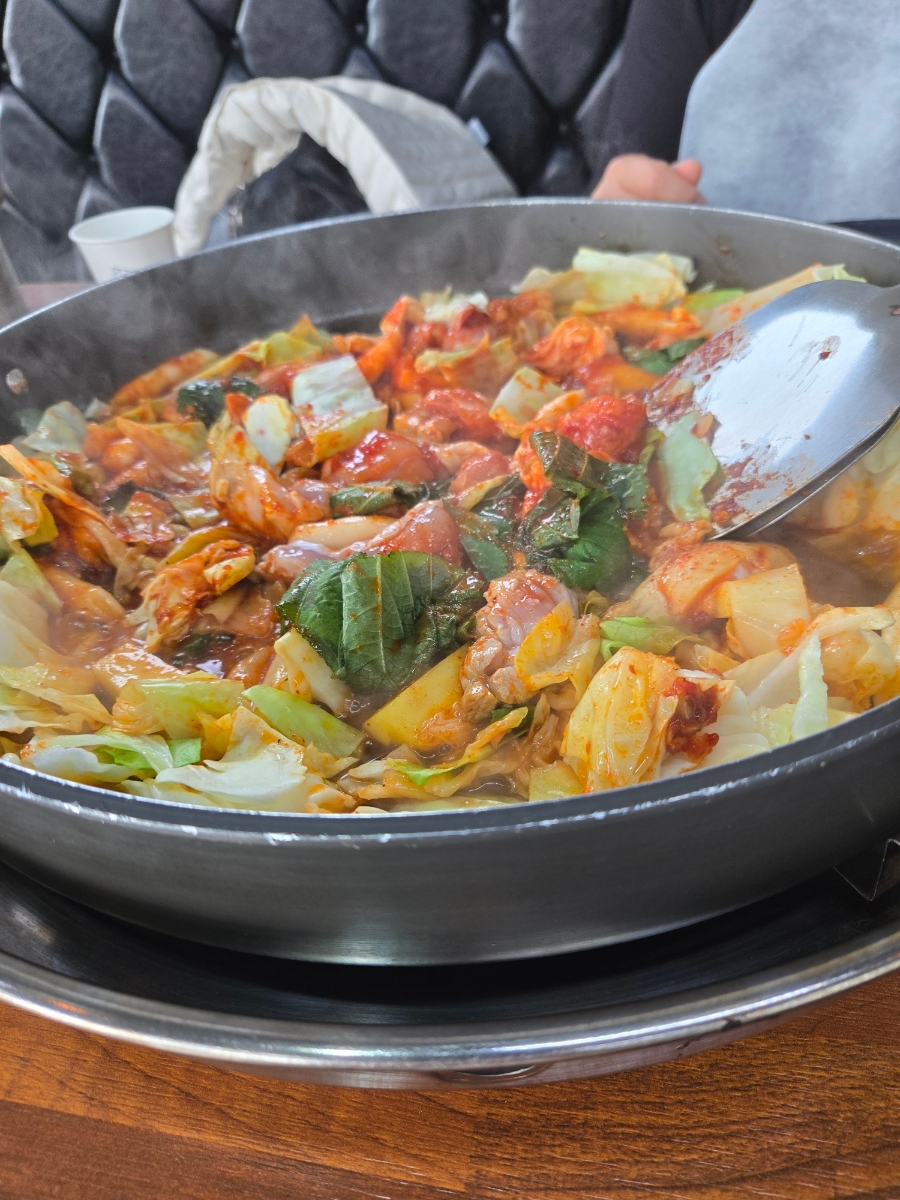 쭈삼춘천닭갈비 이미지