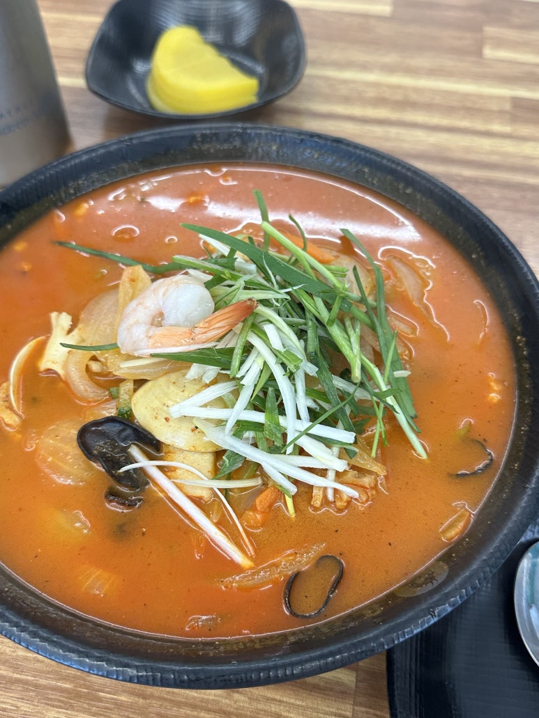 용선생짬뽕 이미지