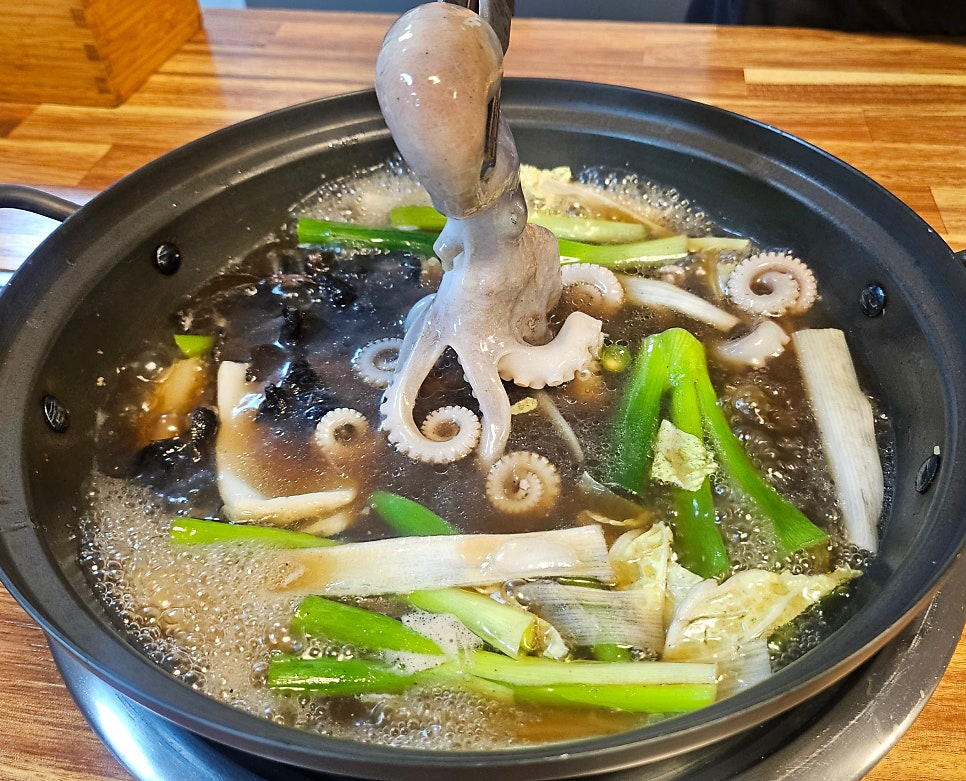 길낙지와 능이요리 이미지