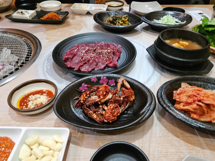 명품참숯화로구이 이미지