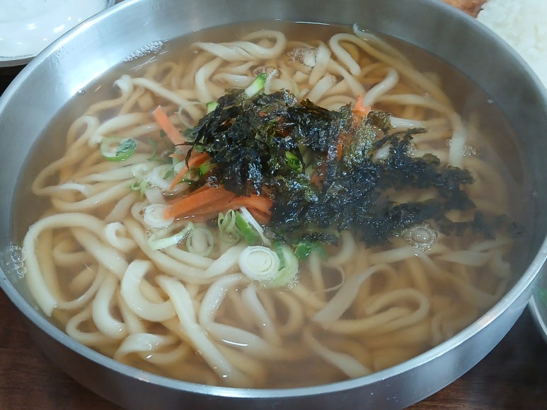 신창 칼국수 이미지