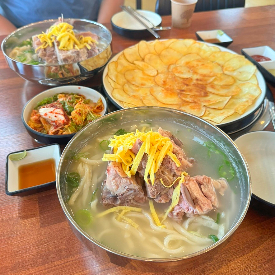 삼육오 고깃집 이미지