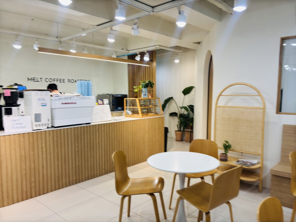 멜트커피로스터스 이미지
