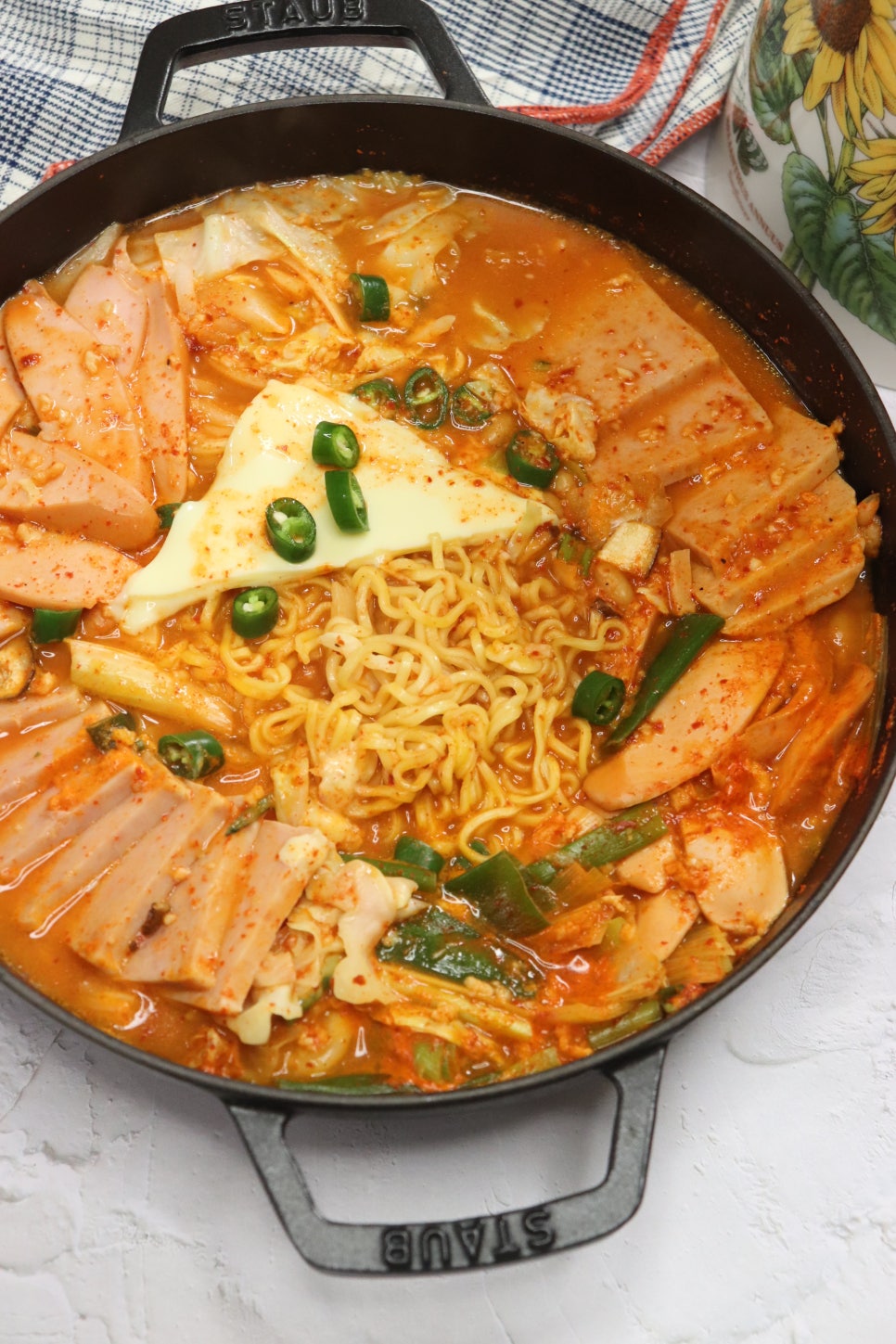 황금부대찌개 이미지