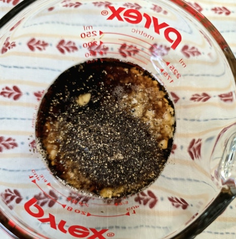 흑마늘안동찜닭 이미지