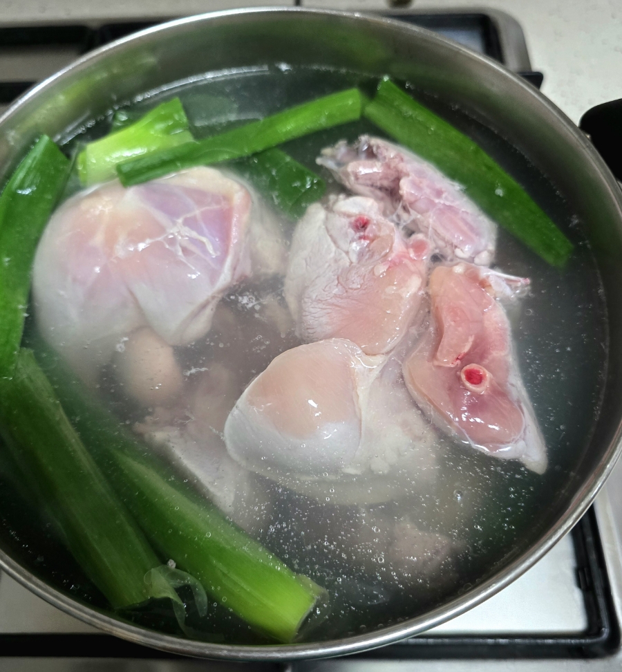 흑마늘안동찜닭 이미지