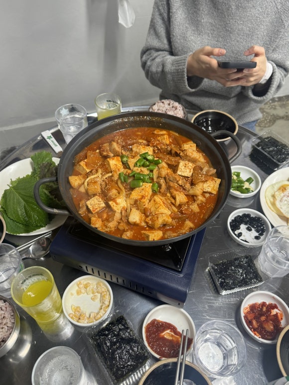 대박삼겹김치찜 이미지