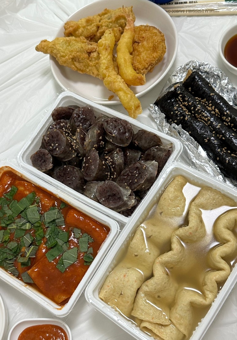 신촌깻잎떡볶이 창원소답점 이미지