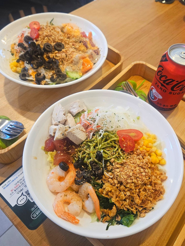 광안리보울스포케샐러드 이미지