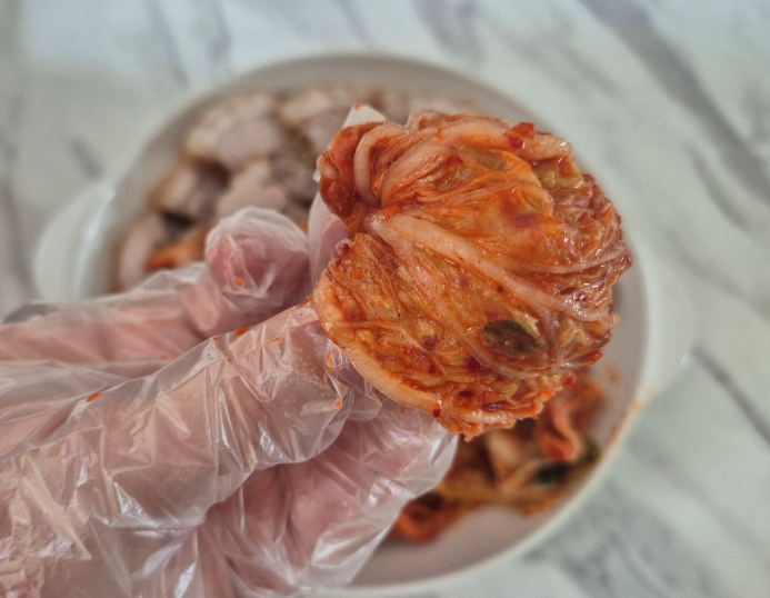 한복심남도손김치 이미지