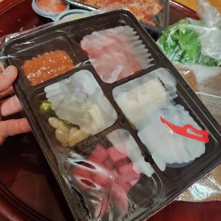 오늘삶은족발보쌈 이미지