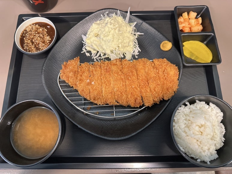 미쁘다 돈까스 이미지