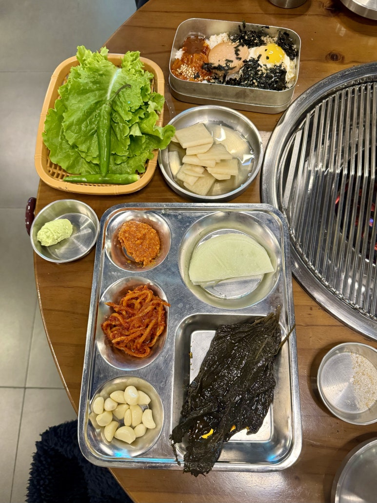 돼지네연탄구이 이미지