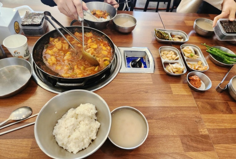 바른생갈비김치찌개&청년낙곱새 이미지