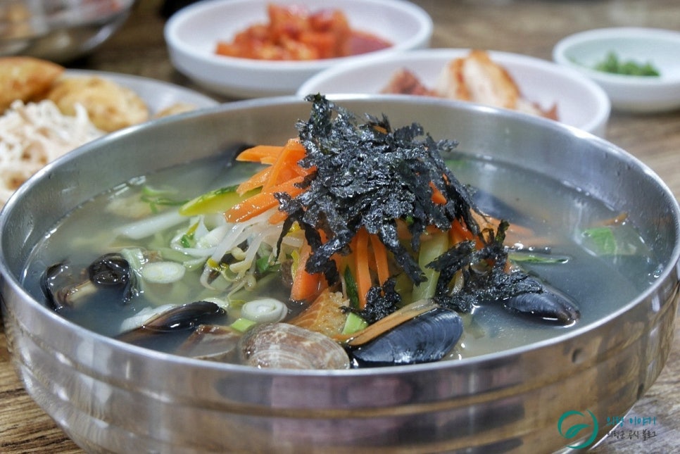 고향칼국수 이미지