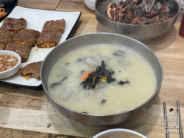 옹심이메밀칼국수 이미지