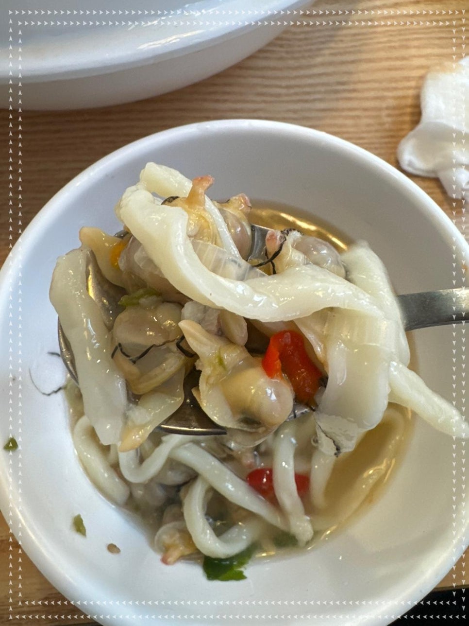 동동칼국수 이미지