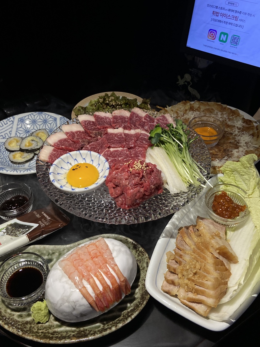 조용한술집 이미지