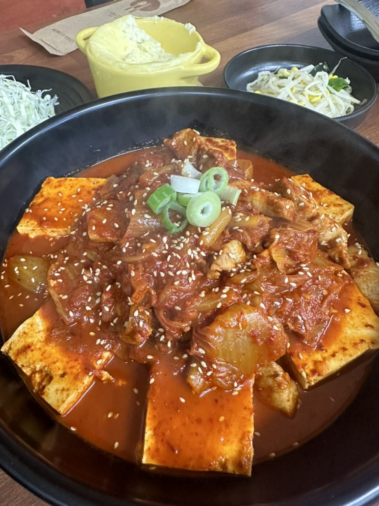 두근돼지 이미지