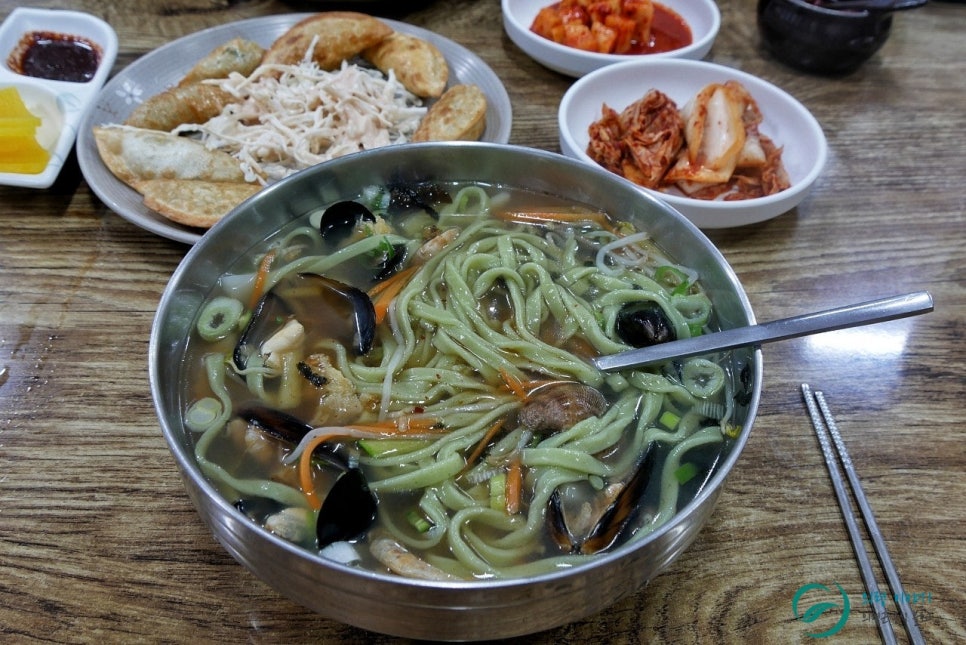 고향칼국수 이미지