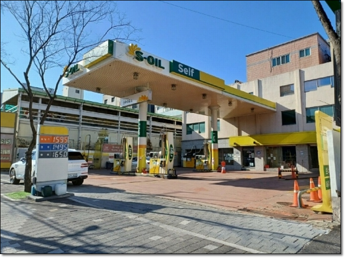 옥탑주유소 이미지