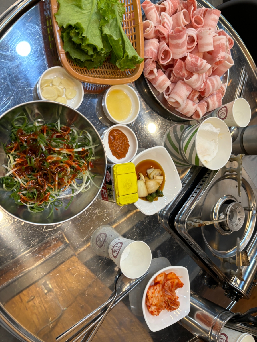 홍홍 이미지