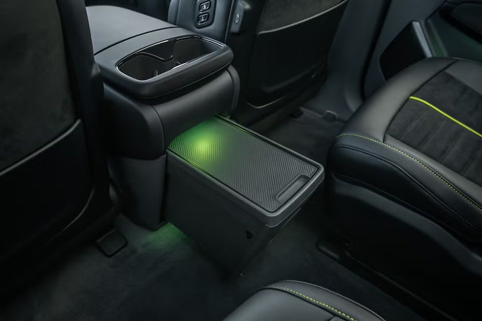 2026 기아 EV9 GT와 고성능 패밀리 전기 SUV "가격이 문제일뿐" 이미지 17