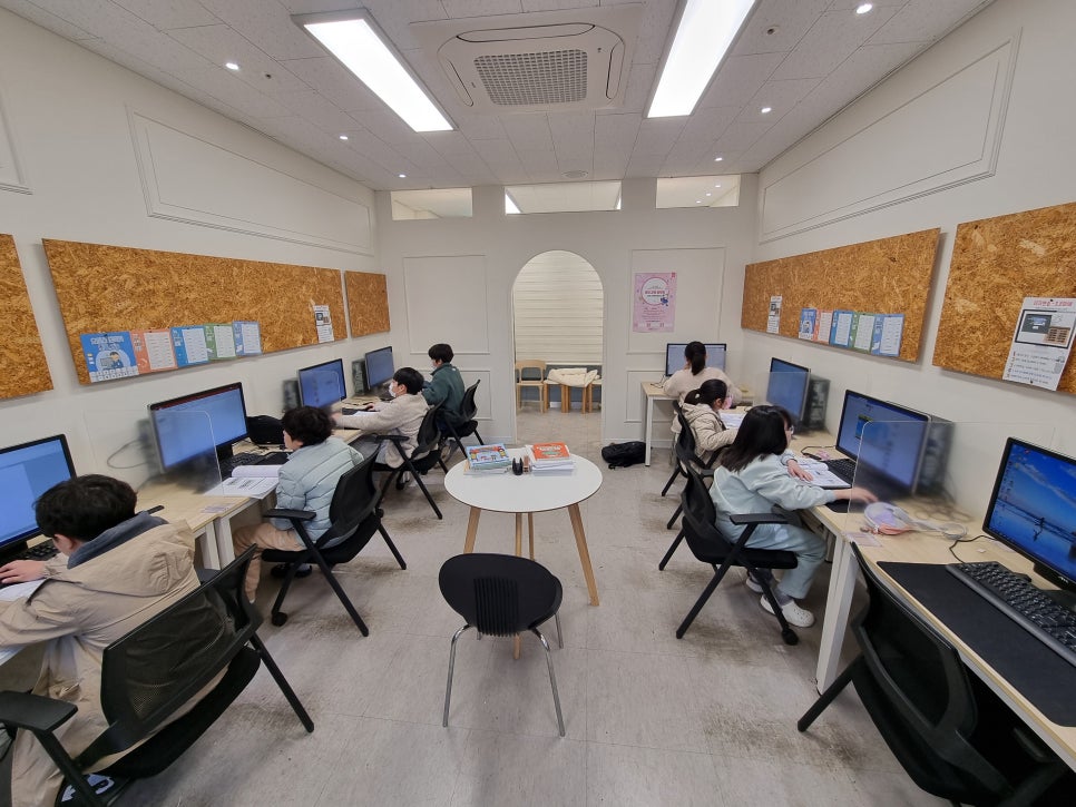 플레이컴퓨터교습소 이미지
