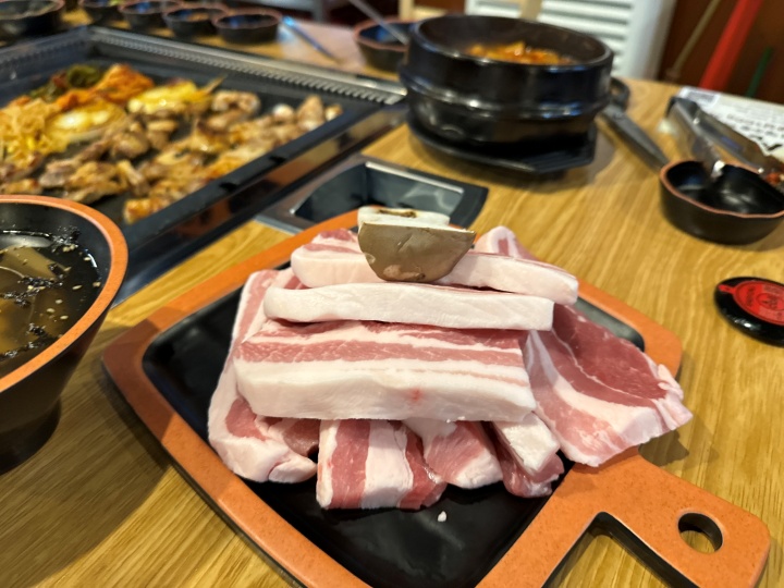 엄청난고기집 이미지