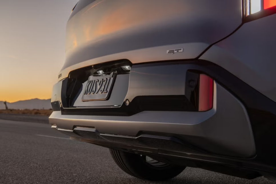 2026 기아 EV9 GT와 고성능 패밀리 전기 SUV "가격이 문제일뿐" 이미지 9