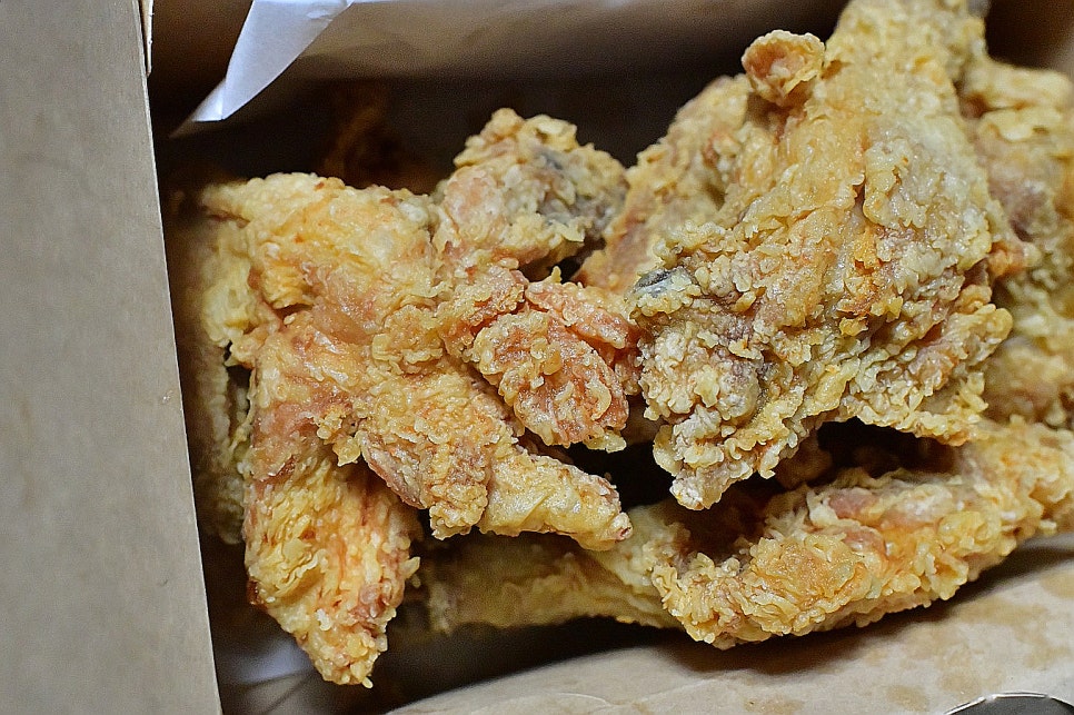 꾸야치킨 이미지