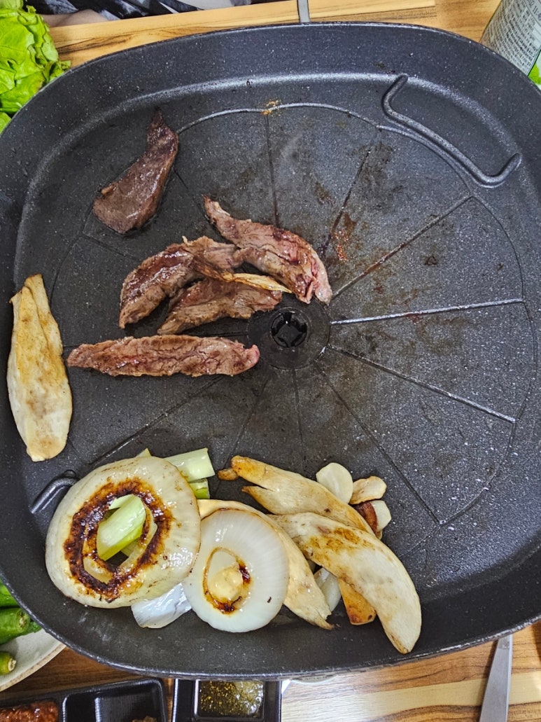 153고기창고정육식당 이미지