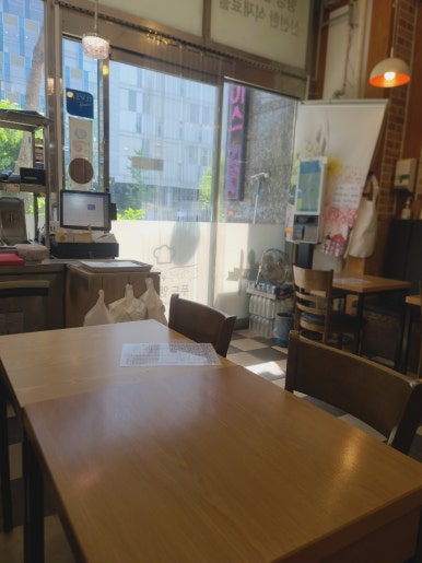 컴포즈커피 가산백상스타타워점 이미지