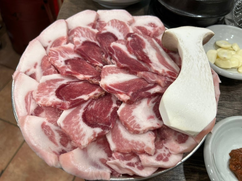 약돌참숯뒷고기 이미지