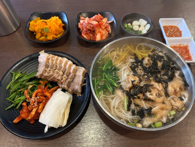 무아국수보쌈 이미지
