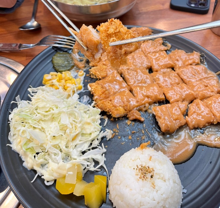 경성칼국수돈까스 이미지