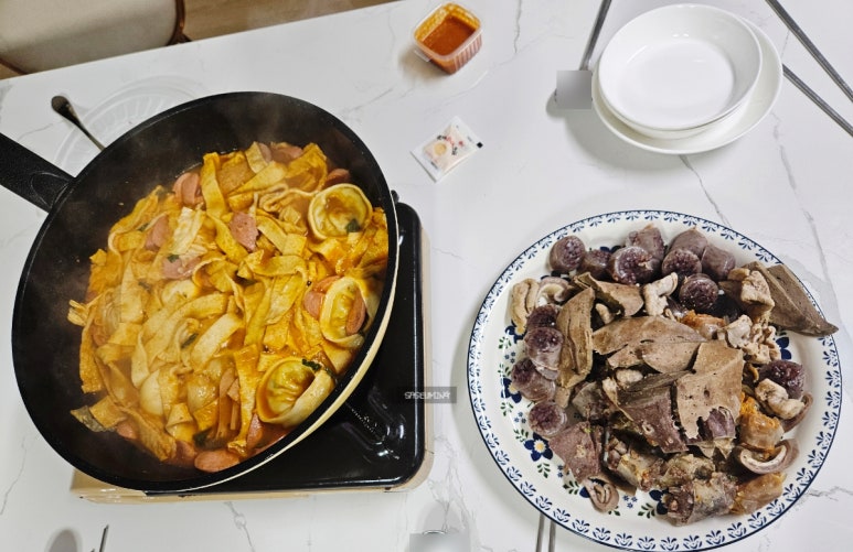 웃장맛집 이미지
