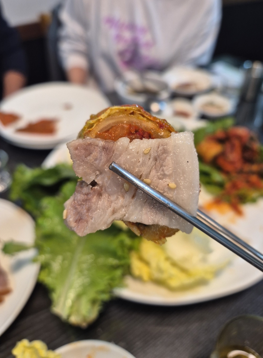 장터왕족발 이미지