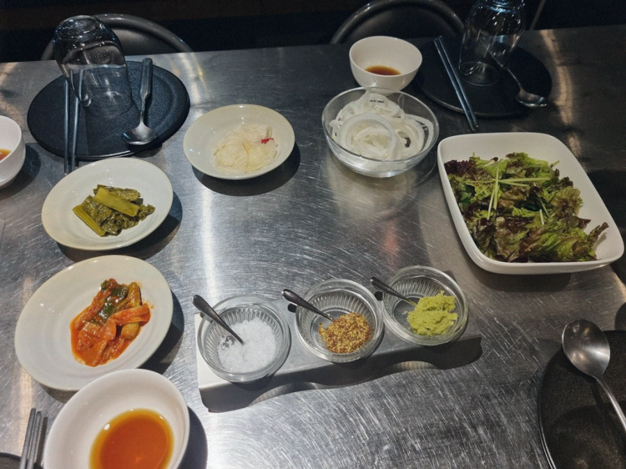 한우단골집 이미지