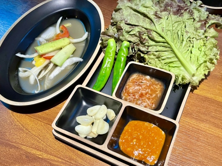 퐁당족발 이미지