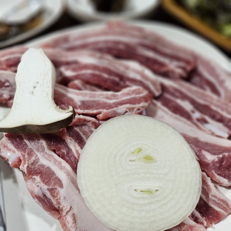 명성한우삼겹살 이미지