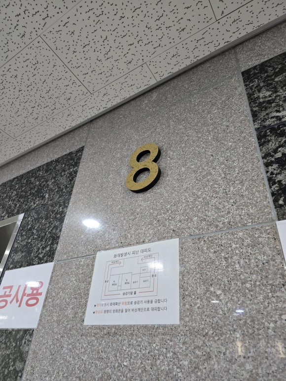 뷔뷔네일 이미지