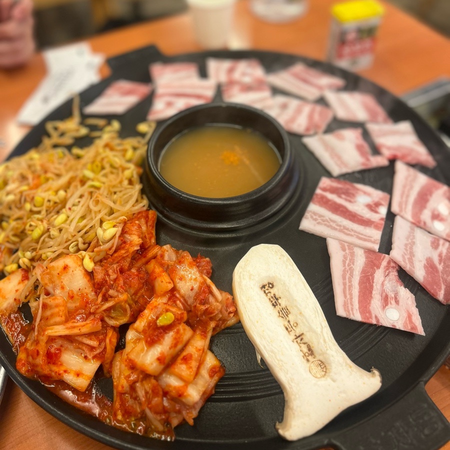 효자동솥뚜껑울산명촌점 이미지