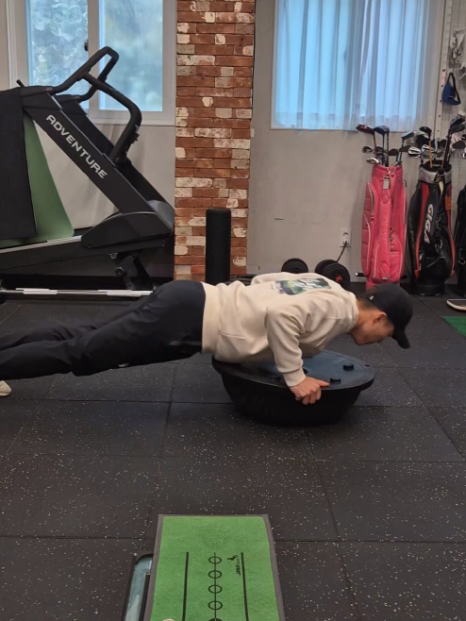 FIT1:1studio 이미지